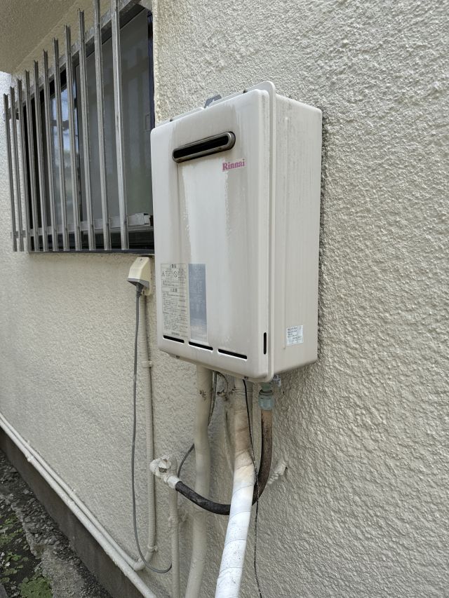 江戸川区南葛西-RUX-A1611W-E-施工前 給湯器交換